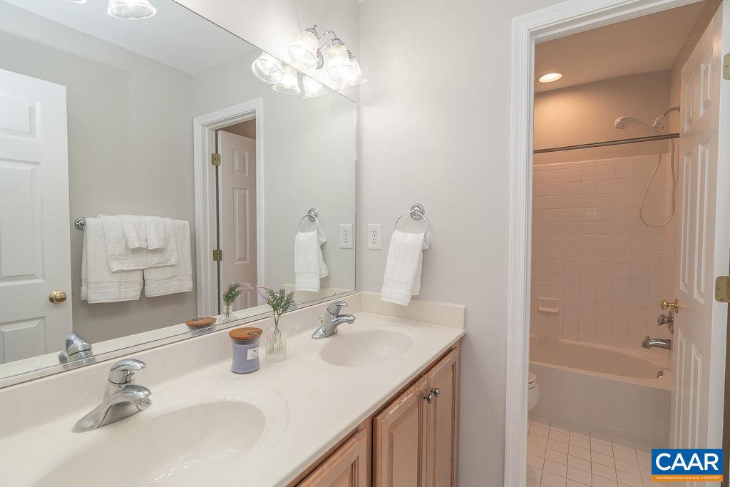 249 WILLOW CREEK DR, RUCKERSVILLE, Virginia 22968, 5 Bedrooms Bedrooms, ,3 BathroomsBathrooms,Residential,For sale,249 WILLOW CREEK DR,669988 MLS # 669988