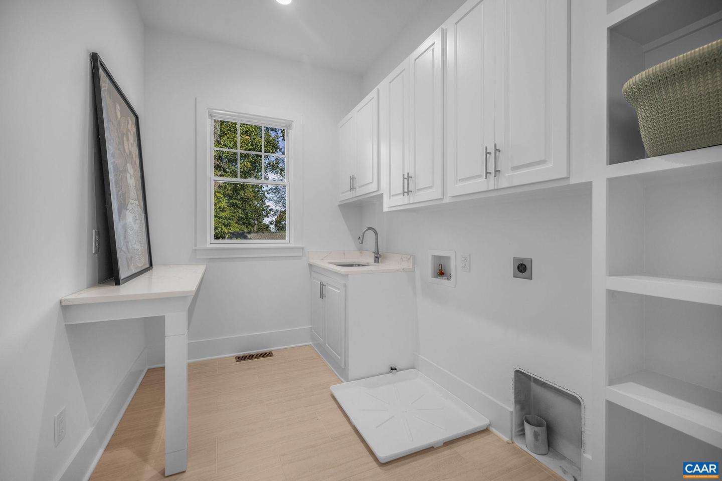 2465 SUMMIT RIDGE TRL, CHARLOTTESVILLE, Virginia 22911, 4 Bedrooms Bedrooms, ,5 BathroomsBathrooms,Residential,For sale,2465 SUMMIT RIDGE TRL,669992 MLS # 669992