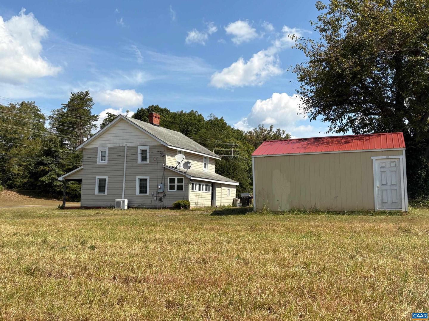 5912 & 5928, 2 W HOOVER RD, REVA, Virginia 22735, 3 Bedrooms Bedrooms, ,1 BathroomBathrooms,Residential,For sale,5912 & 5928, 2 W HOOVER RD,669994 MLS # 669994
