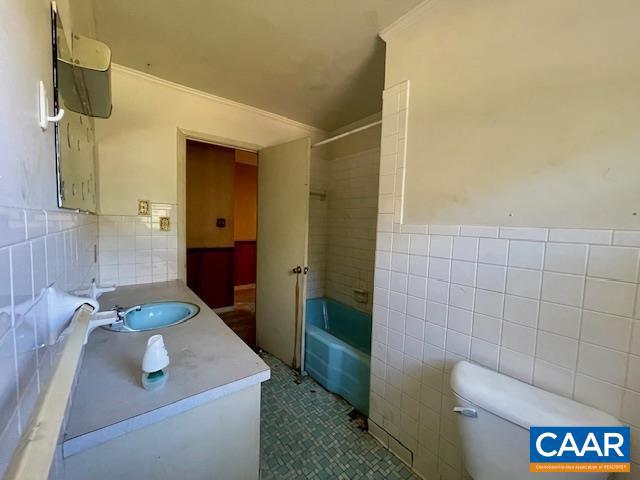 3975 JAMES MADISON HWY, FORK UNION, Virginia 23055, 5 Bedrooms Bedrooms, ,3 BathroomsBathrooms,Residential,For sale,3975 JAMES MADISON HWY,669997 MLS # 669997
