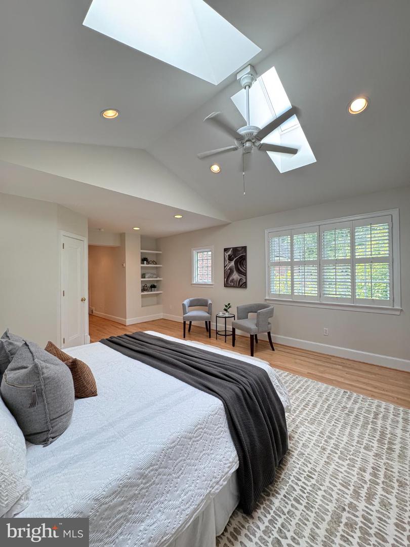 3293 WORTHINGTON ST NW, WASHINGTON, District Of Columbia 20015, 4 Bedrooms Bedrooms, 9 Rooms Rooms,3 BathroomsBathrooms,Residential,For sale,3293 WORTHINGTON ST NW,DCDC2227010 MLS # DCDC2227010