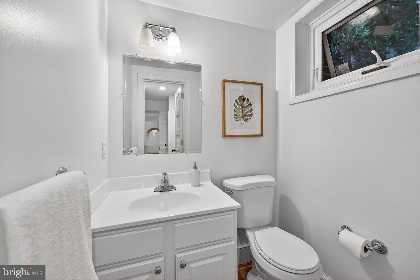 3293 WORTHINGTON ST NW, WASHINGTON, District Of Columbia 20015, 4 Bedrooms Bedrooms, 9 Rooms Rooms,3 BathroomsBathrooms,Residential,For sale,3293 WORTHINGTON ST NW,DCDC2227010 MLS # DCDC2227010