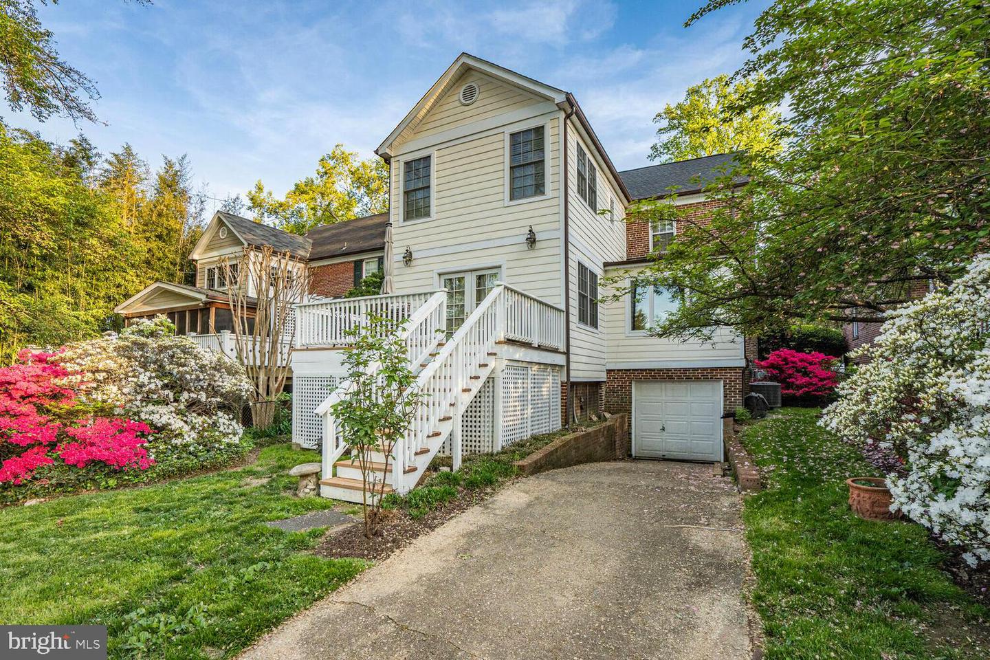 3293 WORTHINGTON ST NW, WASHINGTON, District Of Columbia 20015, 4 Bedrooms Bedrooms, 9 Rooms Rooms,3 BathroomsBathrooms,Residential,For sale,3293 WORTHINGTON ST NW,DCDC2227010 MLS # DCDC2227010