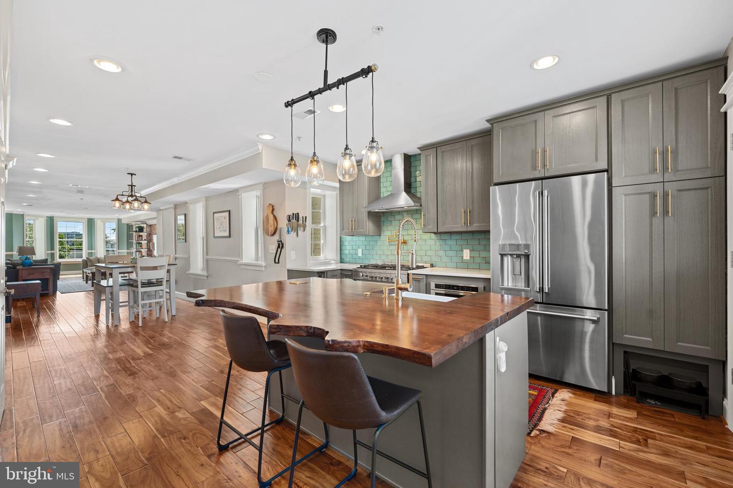 30 T ST NE #2, WASHINGTON, District Of Columbia 20002, 3 Bedrooms Bedrooms, ,2 BathroomsBathrooms,Residential,For sale,30 T ST NE #2,DCDC2226940 MLS # DCDC2226940