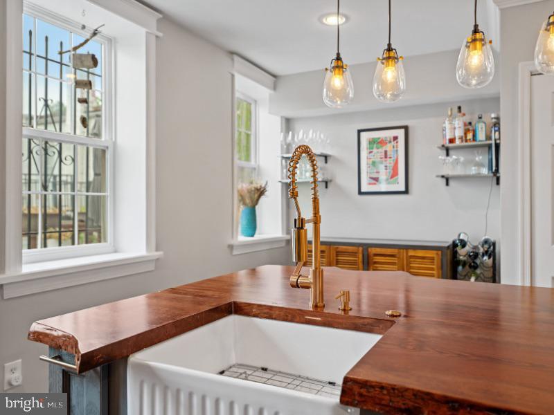 30 T ST NE #2, WASHINGTON, District Of Columbia 20002, 3 Bedrooms Bedrooms, ,2 BathroomsBathrooms,Residential,For sale,30 T ST NE #2,DCDC2226940 MLS # DCDC2226940