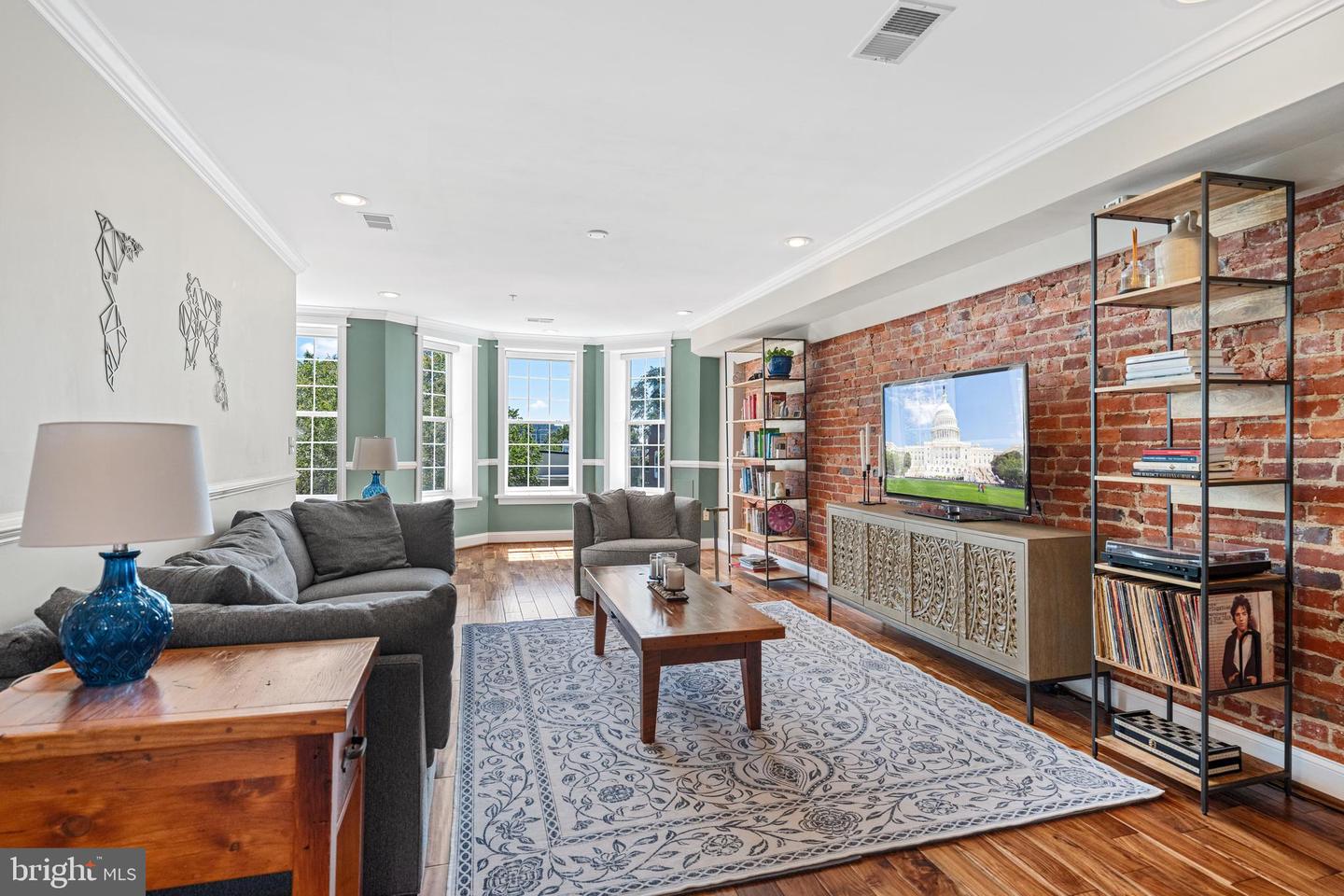 30 T ST NE #2, WASHINGTON, District Of Columbia 20002, 3 Bedrooms Bedrooms, ,2 BathroomsBathrooms,Residential,For sale,30 T ST NE #2,DCDC2226940 MLS # DCDC2226940