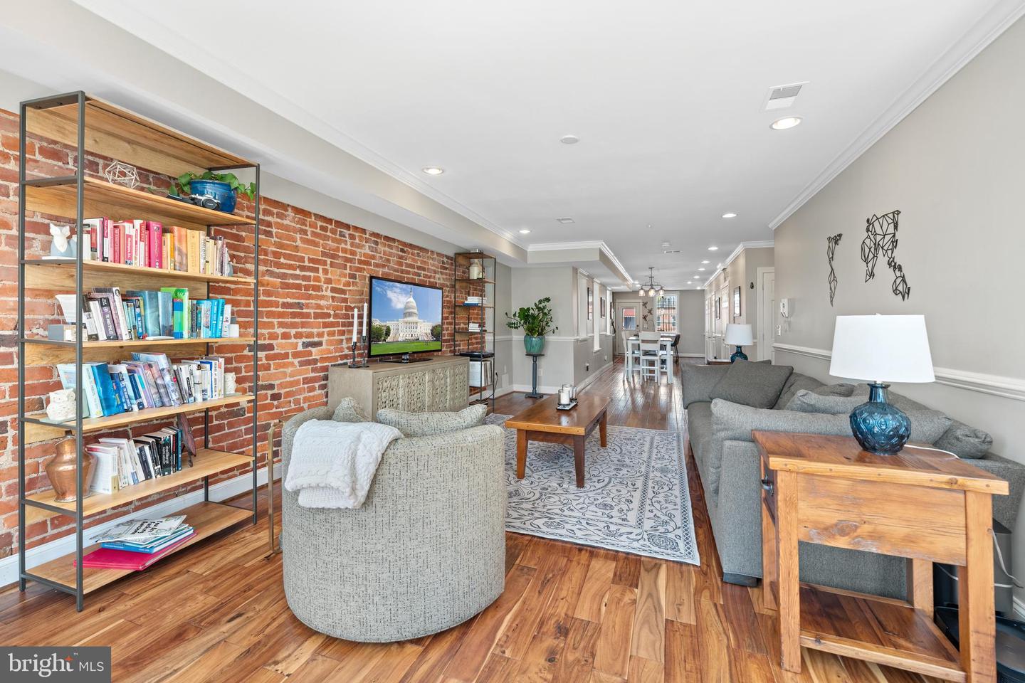 30 T ST NE #2, WASHINGTON, District Of Columbia 20002, 3 Bedrooms Bedrooms, ,2 BathroomsBathrooms,Residential,For sale,30 T ST NE #2,DCDC2226940 MLS # DCDC2226940