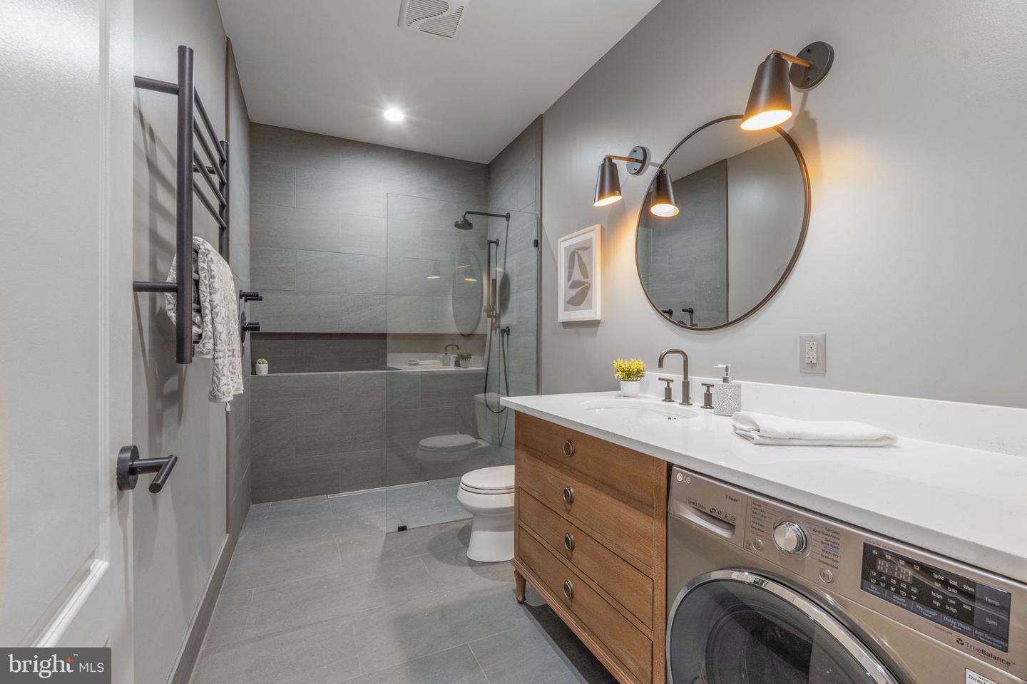 43582 OLD KINDERHOOK DR, ASHBURN, Virginia 20147, 5 Bedrooms Bedrooms, ,6 BathroomsBathrooms,Residential,For sale,43582 OLD KINDERHOOK DR,VALO2108836 MLS # VALO2108836