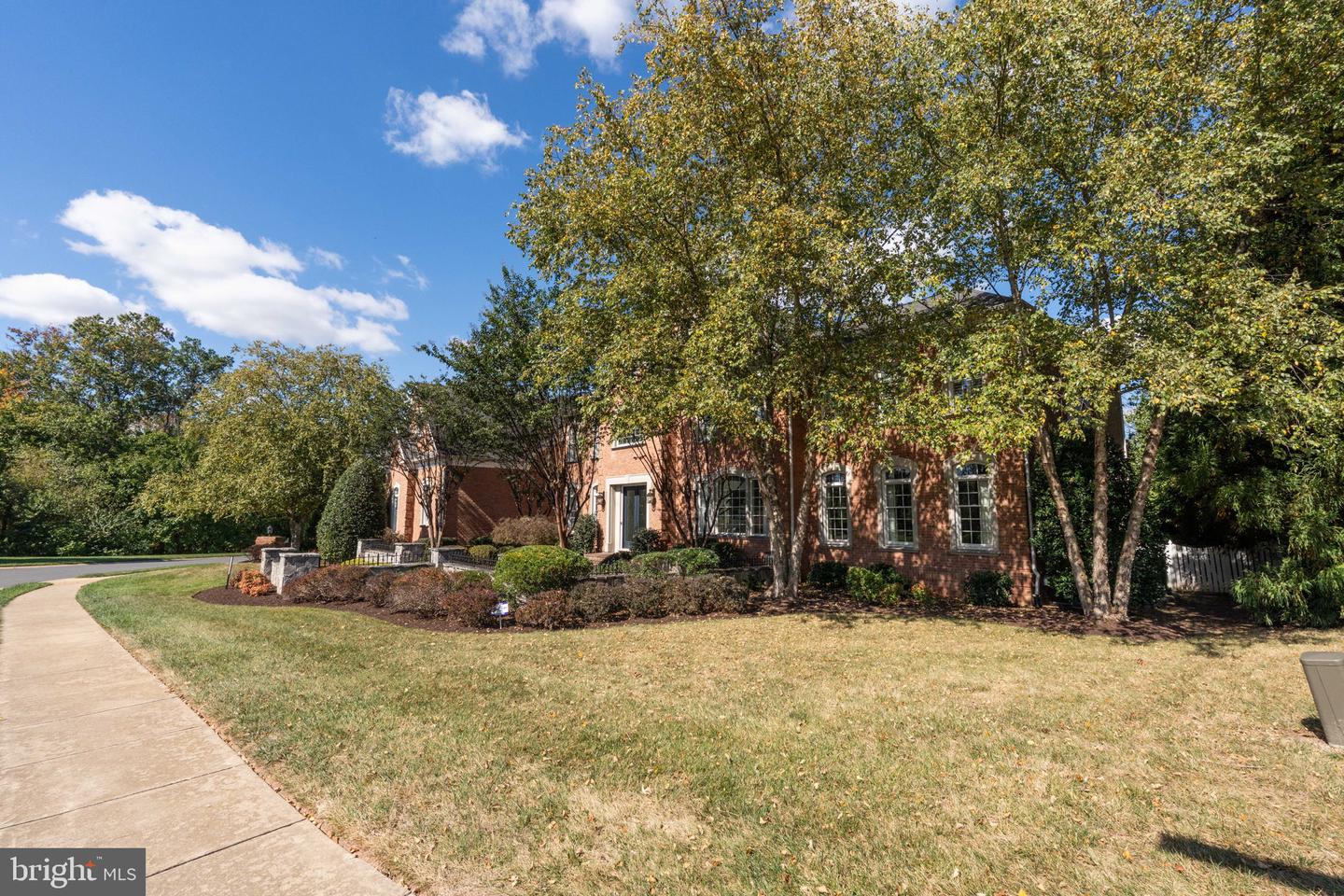 43582 OLD KINDERHOOK DR, ASHBURN, Virginia 20147, 5 Bedrooms Bedrooms, ,6 BathroomsBathrooms,Residential,For sale,43582 OLD KINDERHOOK DR,VALO2108836 MLS # VALO2108836