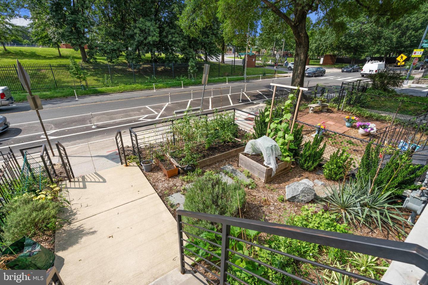 1427 WEST VIRGINIA AVE NE #1, WASHINGTON, District Of Columbia 20002, 2 Bedrooms Bedrooms, ,2 BathroomsBathrooms,Residential,For sale,1427 WEST VIRGINIA AVE NE #1,DCDC2226946 MLS # DCDC2226946