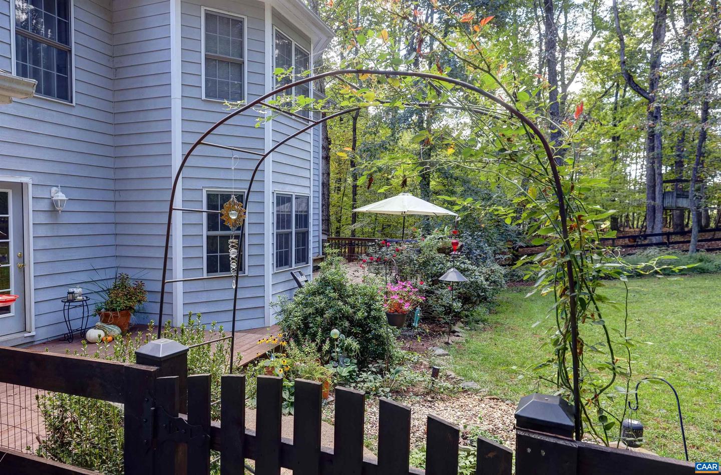 3570 MONTGOMERY LN, CHARLOTTESVILLE, Virginia 22906, 4 Bedrooms Bedrooms, ,3 BathroomsBathrooms,Residential,For sale,3570 MONTGOMERY LN,669999 MLS # 669999