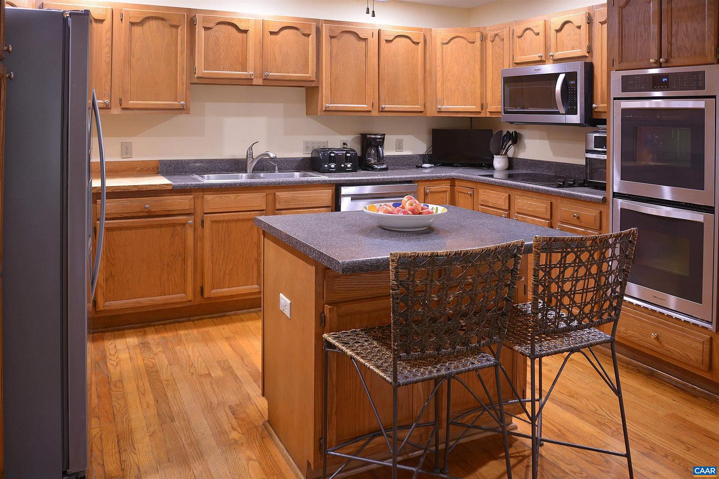 3570 MONTGOMERY LN, CHARLOTTESVILLE, Virginia 22906, 4 Bedrooms Bedrooms, ,3 BathroomsBathrooms,Residential,For sale,3570 MONTGOMERY LN,669999 MLS # 669999