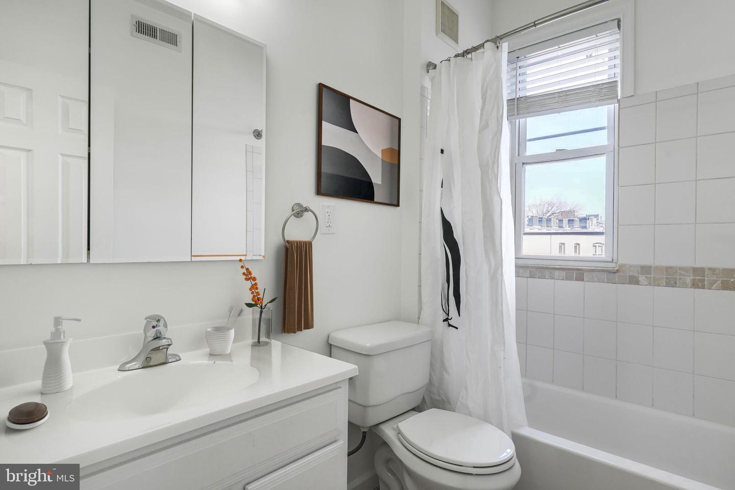 3563 10TH ST NW, WASHINGTON, District Of Columbia 20010, 3 Bedrooms Bedrooms, ,3 BathroomsBathrooms,Residential,For sale,3563 10TH ST NW,DCDC2189680 MLS # DCDC2189680