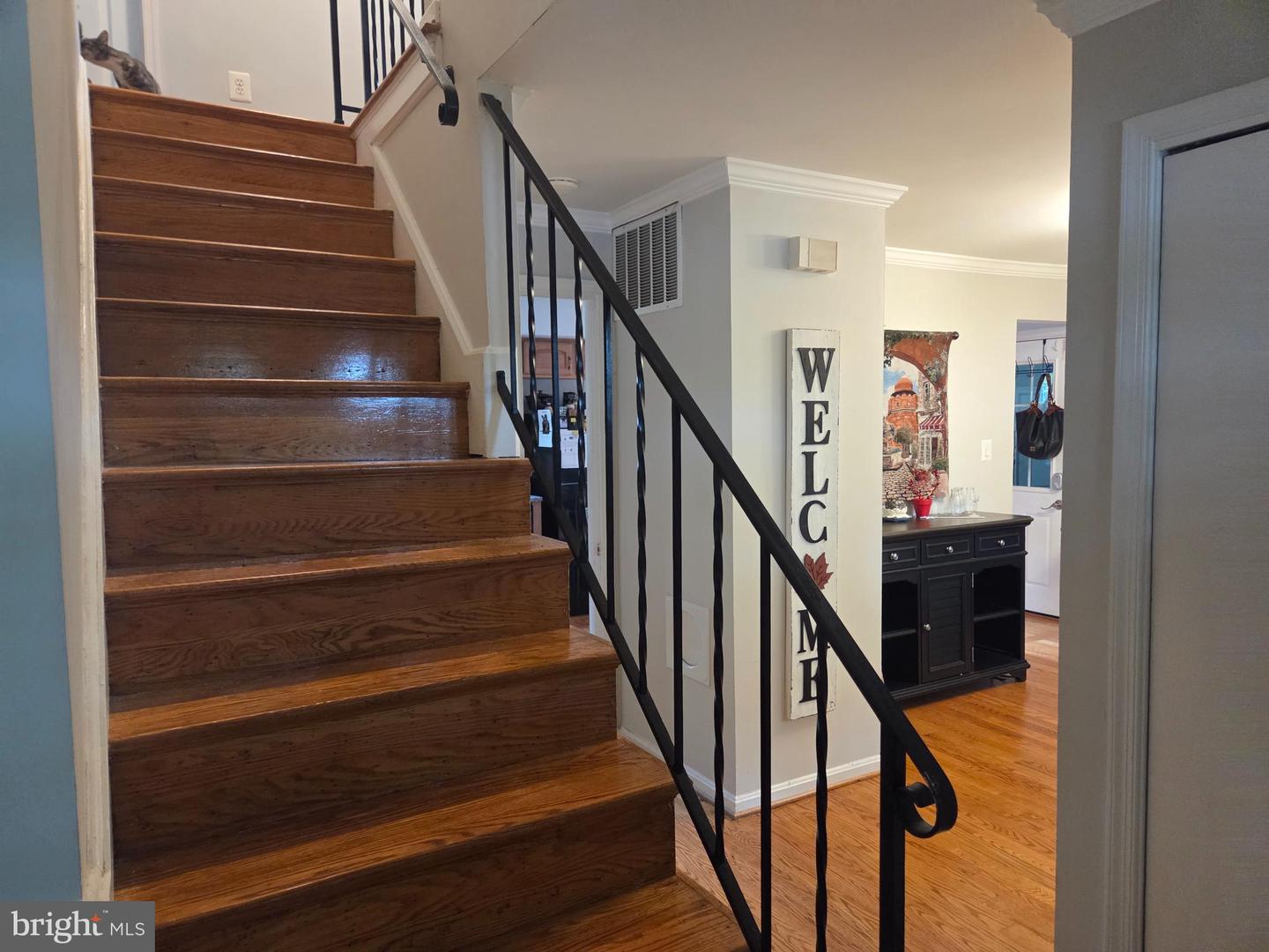 6901 HUNTSMAN BLVD, SPRINGFIELD, Virginia 22153, 4 Bedrooms Bedrooms, ,3 BathroomsBathrooms,Residential,For sale,6901 HUNTSMAN BLVD,VAFX2253820 MLS # VAFX2253820