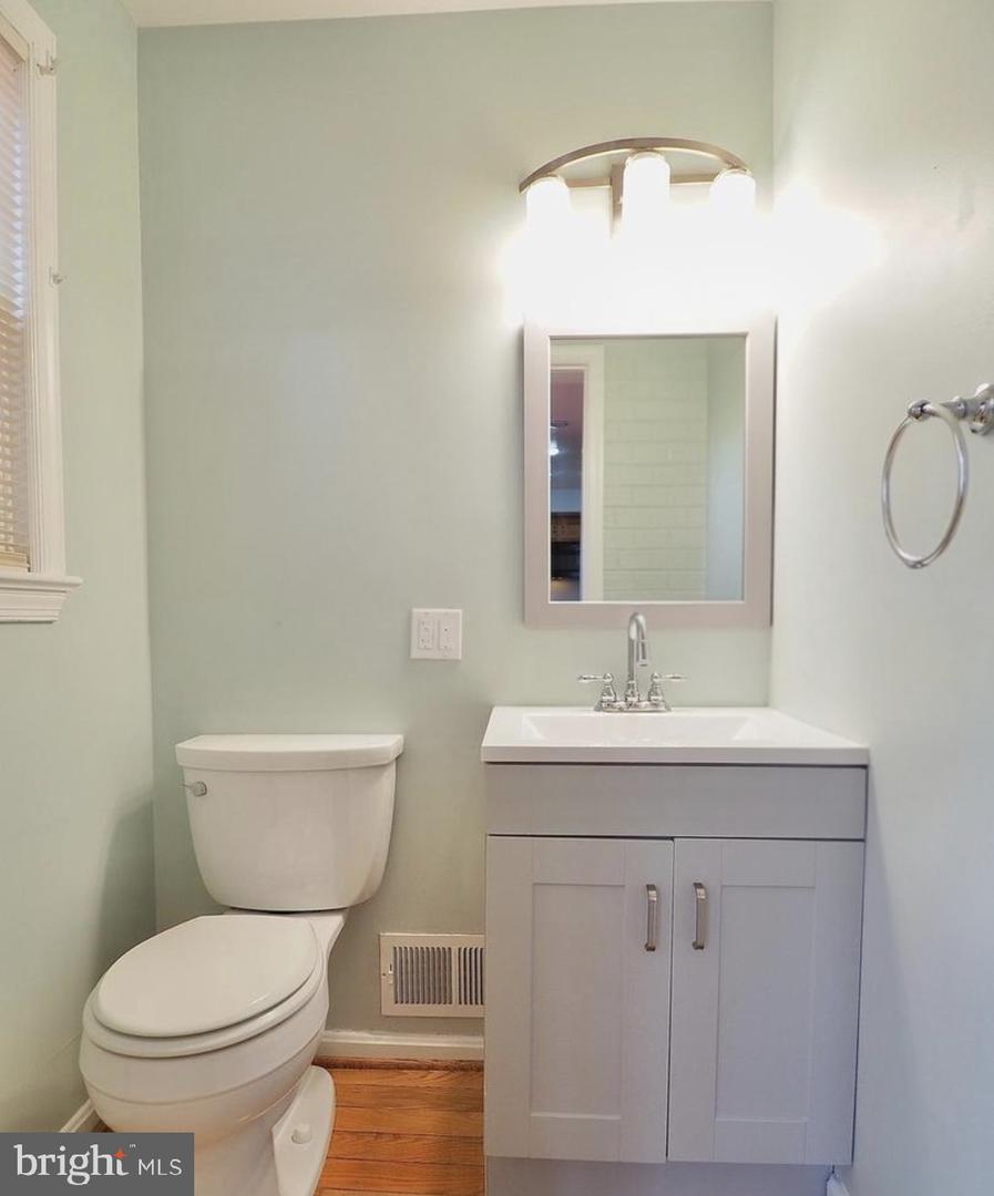 6901 HUNTSMAN BLVD, SPRINGFIELD, Virginia 22153, 4 Bedrooms Bedrooms, ,3 BathroomsBathrooms,Residential,For sale,6901 HUNTSMAN BLVD,VAFX2253820 MLS # VAFX2253820