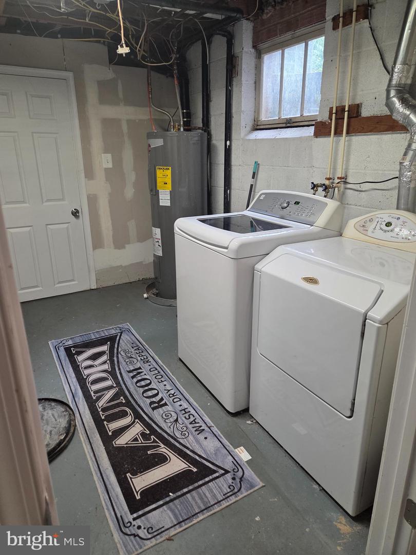 6901 HUNTSMAN BLVD, SPRINGFIELD, Virginia 22153, 4 Bedrooms Bedrooms, ,3 BathroomsBathrooms,Residential,For sale,6901 HUNTSMAN BLVD,VAFX2253820 MLS # VAFX2253820