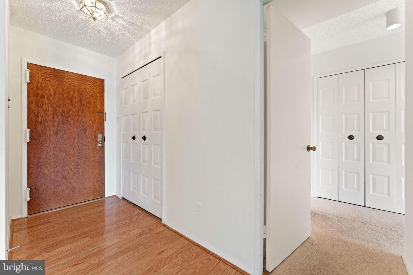 1800 OLD MEADOW RD #1218, MCLEAN, Virginia 22102, 2 Bedrooms Bedrooms, 6 Rooms Rooms,2 BathroomsBathrooms,Residential,For sale,1800 OLD MEADOW RD #1218,VAFX2259946 MLS # VAFX2259946