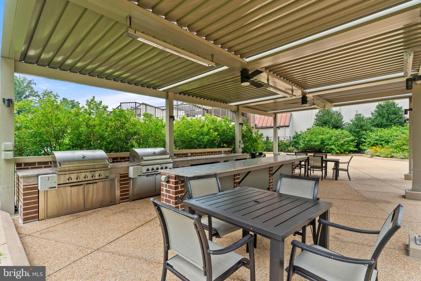 1800 OLD MEADOW RD #1218, MCLEAN, Virginia 22102, 2 Bedrooms Bedrooms, 6 Rooms Rooms,2 BathroomsBathrooms,Residential,For sale,1800 OLD MEADOW RD #1218,VAFX2259946 MLS # VAFX2259946