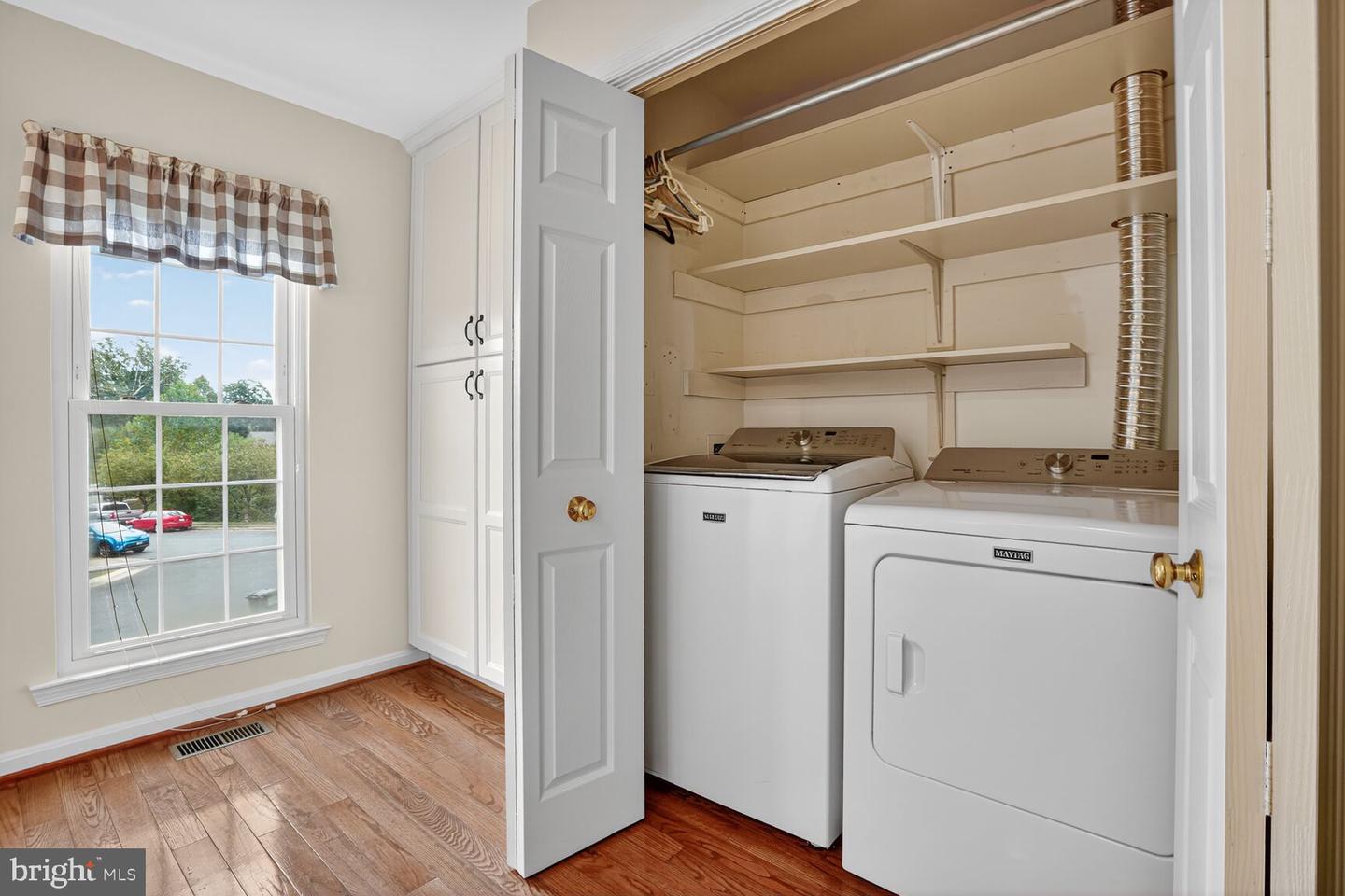 5986 MANORWOOD DR, CENTREVILLE, Virginia 20120, 3 Bedrooms Bedrooms, ,2 BathroomsBathrooms,Residential,For sale,5986 MANORWOOD DR,VAFX2262718 MLS # VAFX2262718