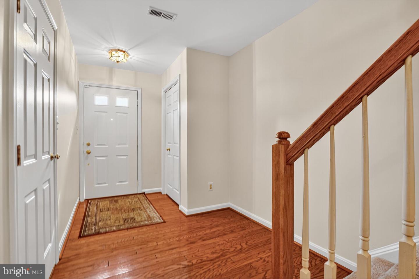 5986 MANORWOOD DR, CENTREVILLE, Virginia 20120, 3 Bedrooms Bedrooms, ,2 BathroomsBathrooms,Residential,For sale,5986 MANORWOOD DR,VAFX2262718 MLS # VAFX2262718