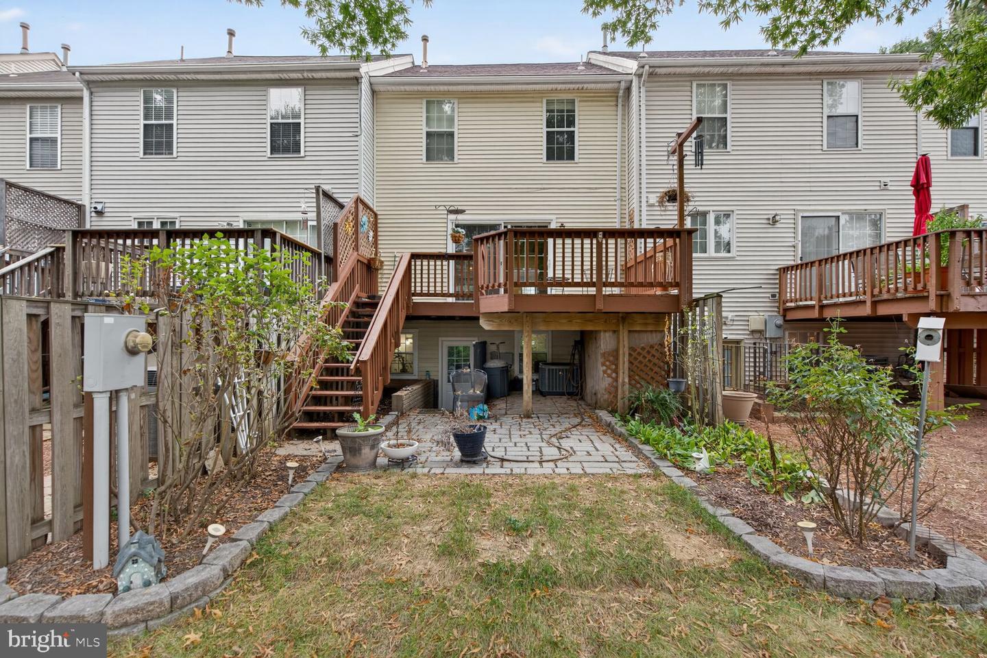 5986 MANORWOOD DR, CENTREVILLE, Virginia 20120, 3 Bedrooms Bedrooms, ,2 BathroomsBathrooms,Residential,For sale,5986 MANORWOOD DR,VAFX2262718 MLS # VAFX2262718
