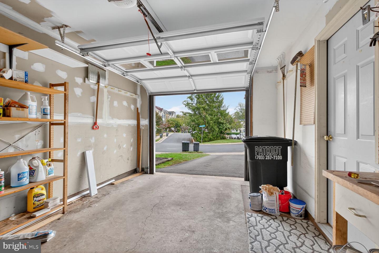 5986 MANORWOOD DR, CENTREVILLE, Virginia 20120, 3 Bedrooms Bedrooms, ,2 BathroomsBathrooms,Residential,For sale,5986 MANORWOOD DR,VAFX2262718 MLS # VAFX2262718