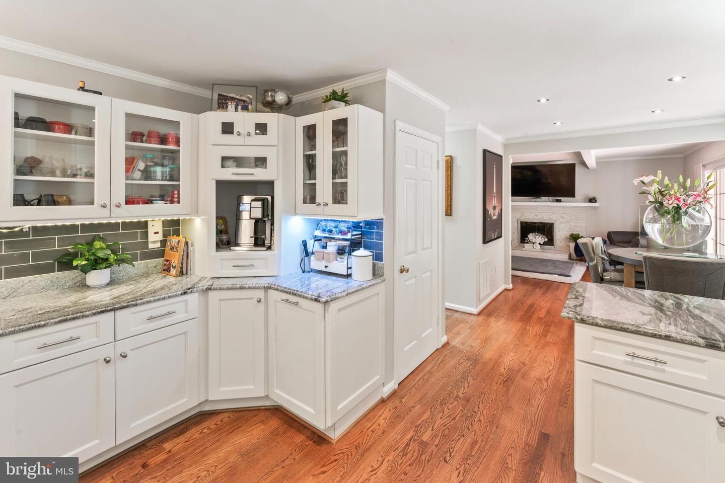 4082 WESTWIND DR, WOODBRIDGE, Virginia 22193, 5 Bedrooms Bedrooms, 9 Rooms Rooms,3 BathroomsBathrooms,Residential,For sale,4082 WESTWIND DR,VAPW2103340 MLS # VAPW2103340