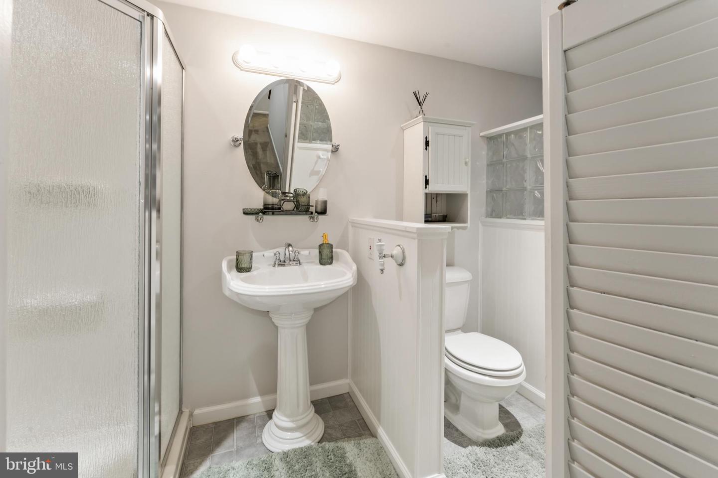4082 WESTWIND DR, WOODBRIDGE, Virginia 22193, 5 Bedrooms Bedrooms, 9 Rooms Rooms,3 BathroomsBathrooms,Residential,For sale,4082 WESTWIND DR,VAPW2103340 MLS # VAPW2103340