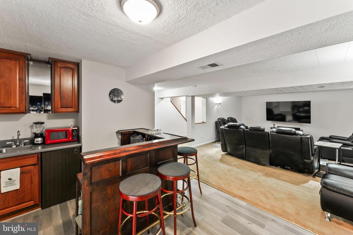 4082 WESTWIND DR, WOODBRIDGE, Virginia 22193, 5 Bedrooms Bedrooms, 9 Rooms Rooms,3 BathroomsBathrooms,Residential,For sale,4082 WESTWIND DR,VAPW2103340 MLS # VAPW2103340