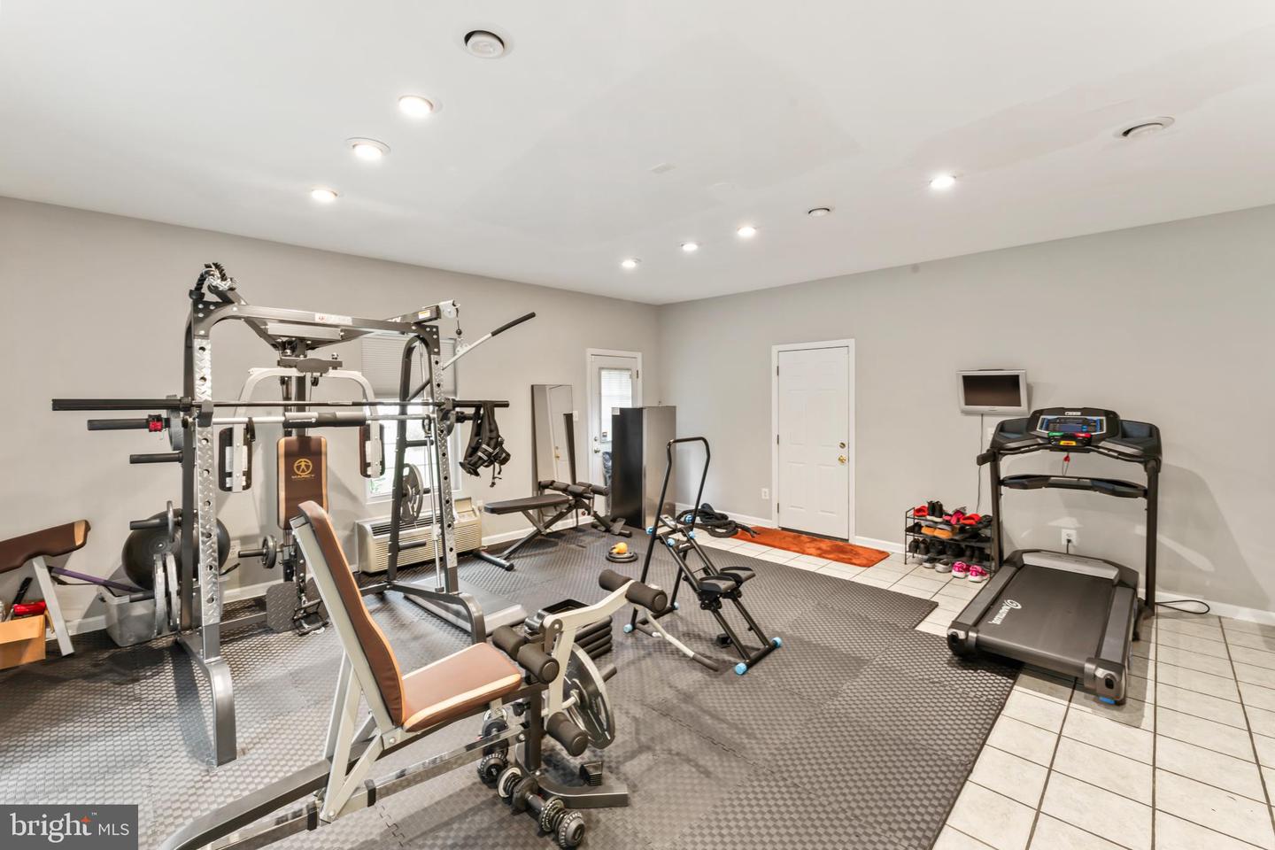 4082 WESTWIND DR, WOODBRIDGE, Virginia 22193, 5 Bedrooms Bedrooms, 9 Rooms Rooms,3 BathroomsBathrooms,Residential,For sale,4082 WESTWIND DR,VAPW2103340 MLS # VAPW2103340