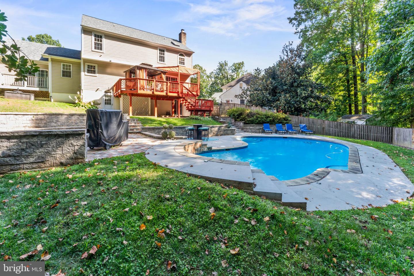 4082 WESTWIND DR, WOODBRIDGE, Virginia 22193, 5 Bedrooms Bedrooms, 9 Rooms Rooms,3 BathroomsBathrooms,Residential,For sale,4082 WESTWIND DR,VAPW2103340 MLS # VAPW2103340