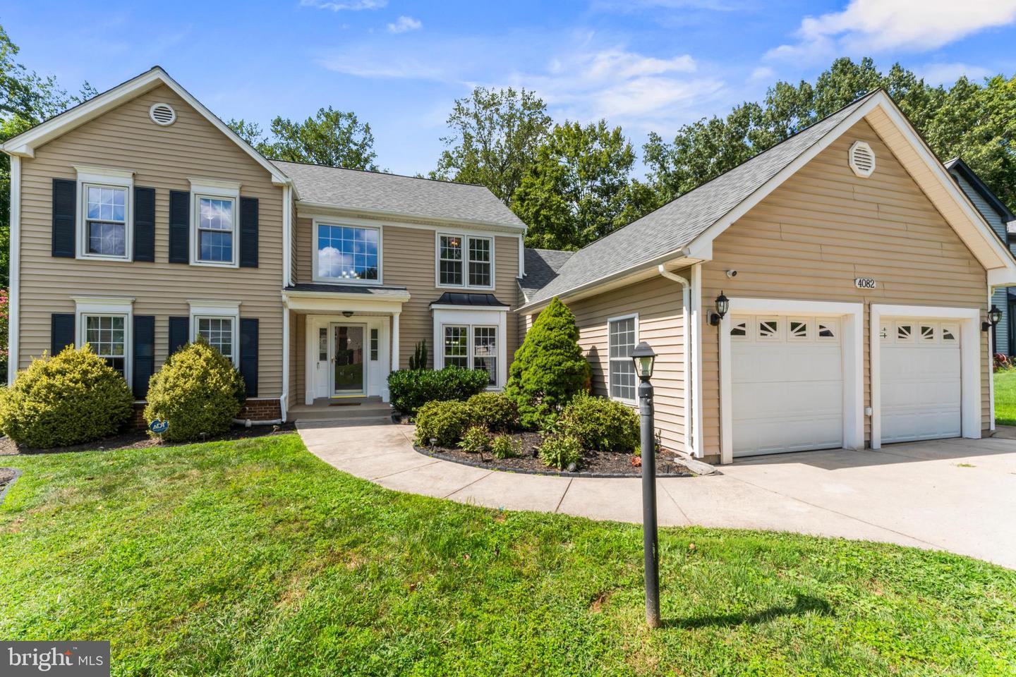 4082 WESTWIND DR, WOODBRIDGE, Virginia 22193, 5 Bedrooms Bedrooms, 9 Rooms Rooms,3 BathroomsBathrooms,Residential,For sale,4082 WESTWIND DR,VAPW2103340 MLS # VAPW2103340