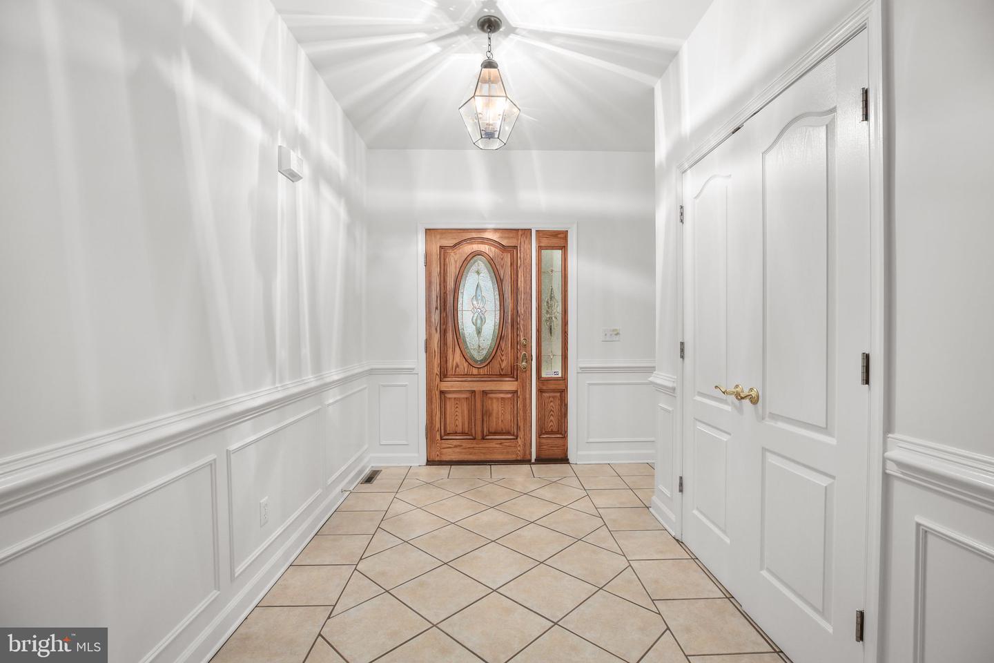 12805 LAKE WILDERNESS LN, SPOTSYLVANIA, Virginia 22551, 3 Bedrooms Bedrooms, ,3 BathroomsBathrooms,Residential,For sale,12805 LAKE WILDERNESS LN,VASP2036376 MLS # VASP2036376