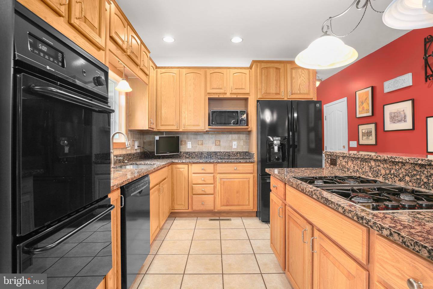 12805 LAKE WILDERNESS LN, SPOTSYLVANIA, Virginia 22551, 3 Bedrooms Bedrooms, ,3 BathroomsBathrooms,Residential,For sale,12805 LAKE WILDERNESS LN,VASP2036376 MLS # VASP2036376