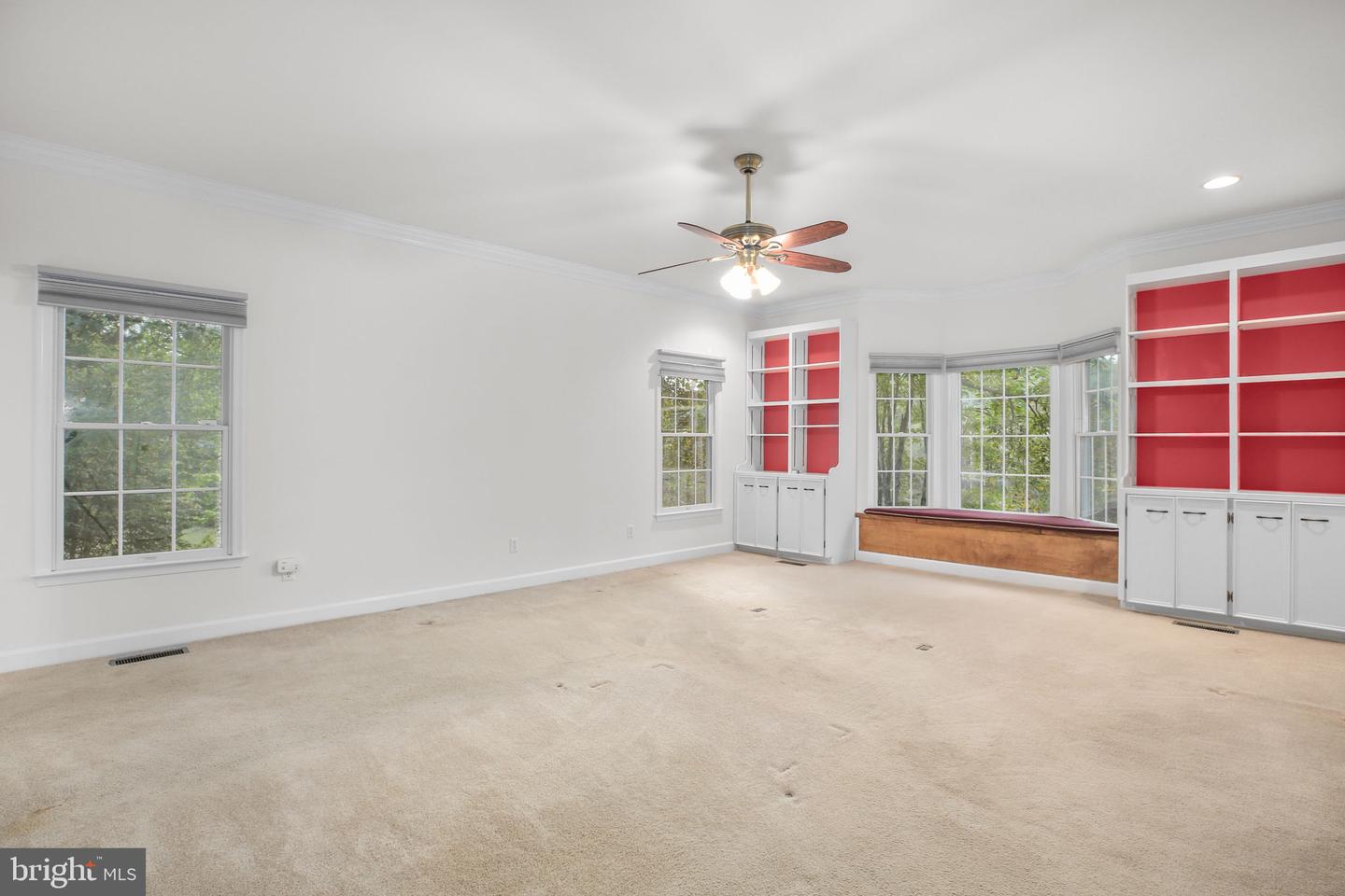 12805 LAKE WILDERNESS LN, SPOTSYLVANIA, Virginia 22551, 3 Bedrooms Bedrooms, ,3 BathroomsBathrooms,Residential,For sale,12805 LAKE WILDERNESS LN,VASP2036376 MLS # VASP2036376