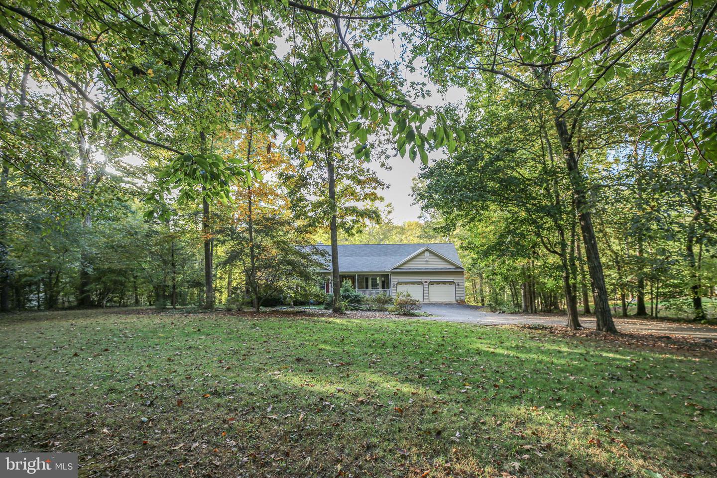 12805 LAKE WILDERNESS LN, SPOTSYLVANIA, Virginia 22551, 3 Bedrooms Bedrooms, ,3 BathroomsBathrooms,Residential,For sale,12805 LAKE WILDERNESS LN,VASP2036376 MLS # VASP2036376