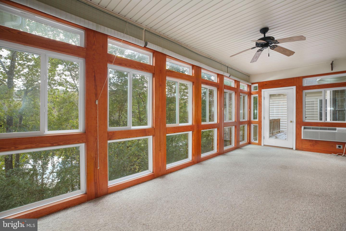 12805 LAKE WILDERNESS LN, SPOTSYLVANIA, Virginia 22551, 3 Bedrooms Bedrooms, ,3 BathroomsBathrooms,Residential,For sale,12805 LAKE WILDERNESS LN,VASP2036376 MLS # VASP2036376