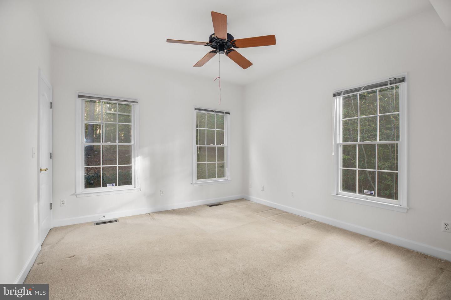 12805 LAKE WILDERNESS LN, SPOTSYLVANIA, Virginia 22551, 3 Bedrooms Bedrooms, ,3 BathroomsBathrooms,Residential,For sale,12805 LAKE WILDERNESS LN,VASP2036376 MLS # VASP2036376