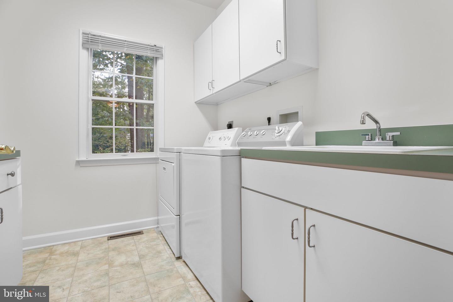 12805 LAKE WILDERNESS LN, SPOTSYLVANIA, Virginia 22551, 3 Bedrooms Bedrooms, ,3 BathroomsBathrooms,Residential,For sale,12805 LAKE WILDERNESS LN,VASP2036376 MLS # VASP2036376