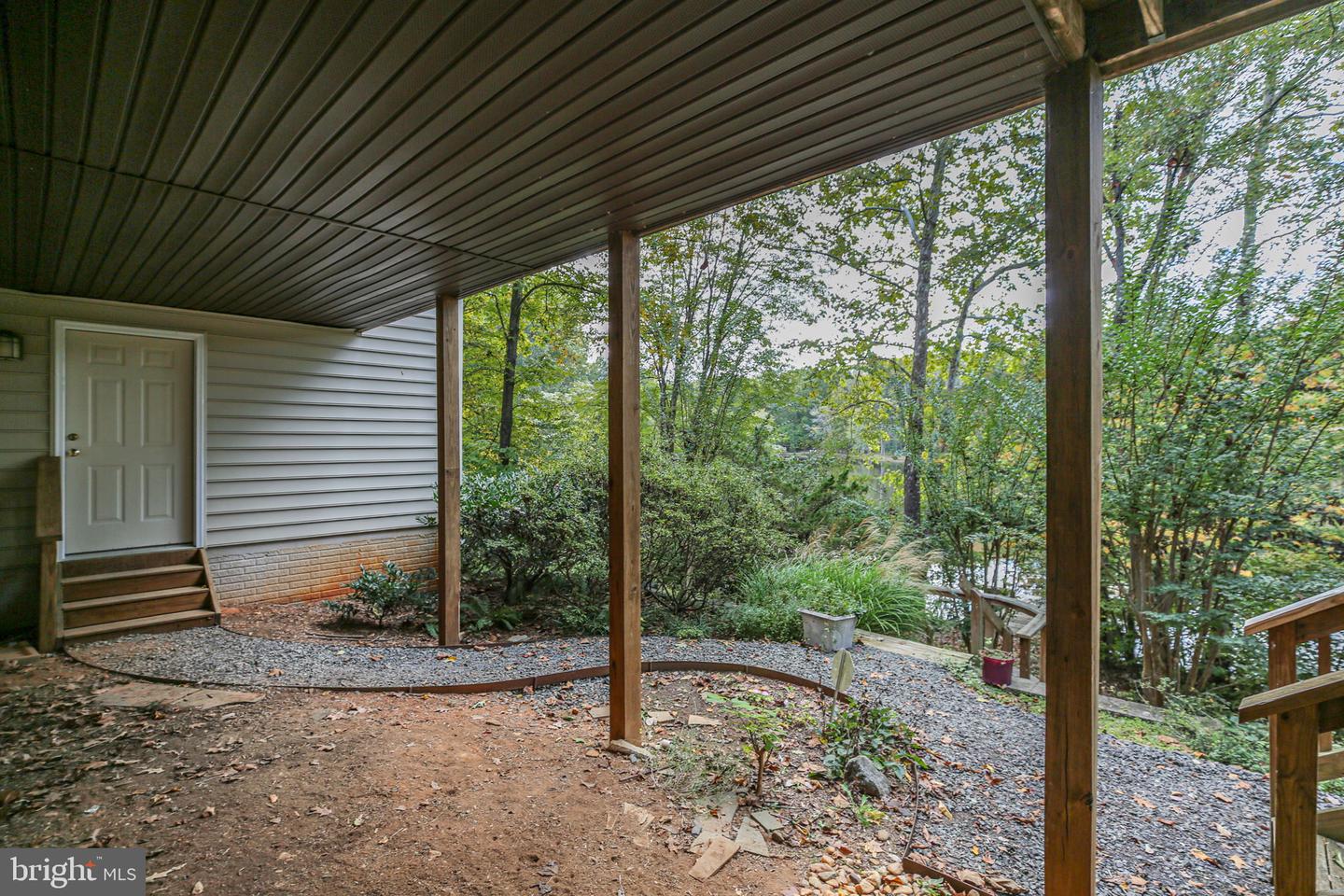 12805 LAKE WILDERNESS LN, SPOTSYLVANIA, Virginia 22551, 3 Bedrooms Bedrooms, ,3 BathroomsBathrooms,Residential,For sale,12805 LAKE WILDERNESS LN,VASP2036376 MLS # VASP2036376