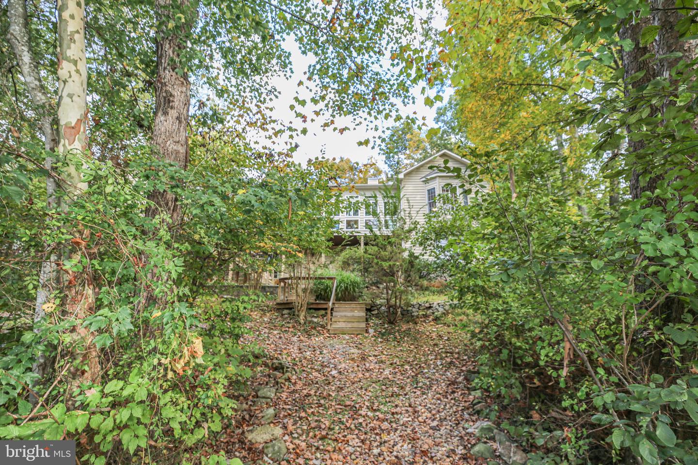 12805 LAKE WILDERNESS LN, SPOTSYLVANIA, Virginia 22551, 3 Bedrooms Bedrooms, ,3 BathroomsBathrooms,Residential,For sale,12805 LAKE WILDERNESS LN,VASP2036376 MLS # VASP2036376