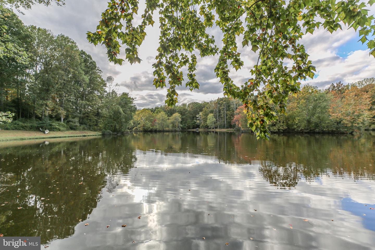 12805 LAKE WILDERNESS LN, SPOTSYLVANIA, Virginia 22551, 3 Bedrooms Bedrooms, ,3 BathroomsBathrooms,Residential,For sale,12805 LAKE WILDERNESS LN,VASP2036376 MLS # VASP2036376
