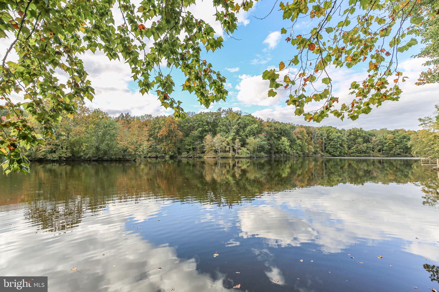 12805 LAKE WILDERNESS LN, SPOTSYLVANIA, Virginia 22551, 3 Bedrooms Bedrooms, ,3 BathroomsBathrooms,Residential,For sale,12805 LAKE WILDERNESS LN,VASP2036376 MLS # VASP2036376
