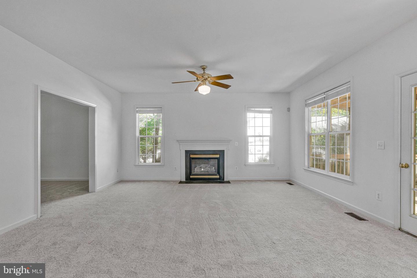 4401 SHIRLEY GATE, FAIRFAX, Virginia 22030, 6 Bedrooms Bedrooms, ,4 BathroomsBathrooms,Residential,For sale,4401 SHIRLEY GATE,VAFX2270720 MLS # VAFX2270720