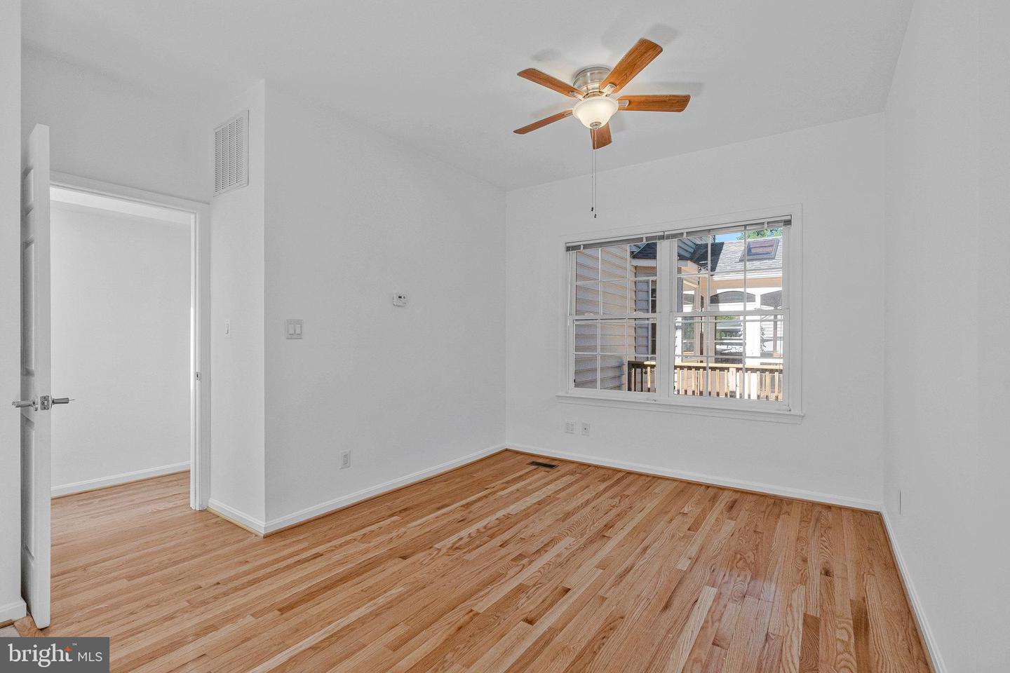 4401 SHIRLEY GATE, FAIRFAX, Virginia 22030, 6 Bedrooms Bedrooms, ,4 BathroomsBathrooms,Residential,For sale,4401 SHIRLEY GATE,VAFX2270720 MLS # VAFX2270720