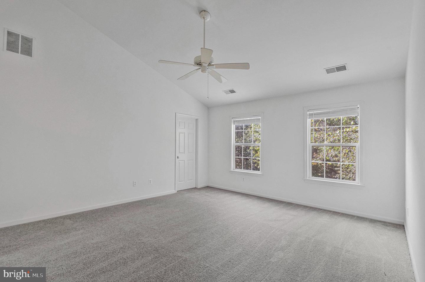 4401 SHIRLEY GATE, FAIRFAX, Virginia 22030, 6 Bedrooms Bedrooms, ,4 BathroomsBathrooms,Residential,For sale,4401 SHIRLEY GATE,VAFX2270720 MLS # VAFX2270720