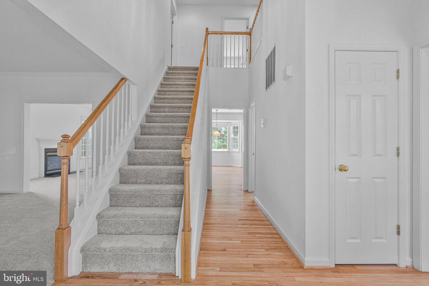 4401 SHIRLEY GATE, FAIRFAX, Virginia 22030, 6 Bedrooms Bedrooms, ,4 BathroomsBathrooms,Residential,For sale,4401 SHIRLEY GATE,VAFX2270720 MLS # VAFX2270720
