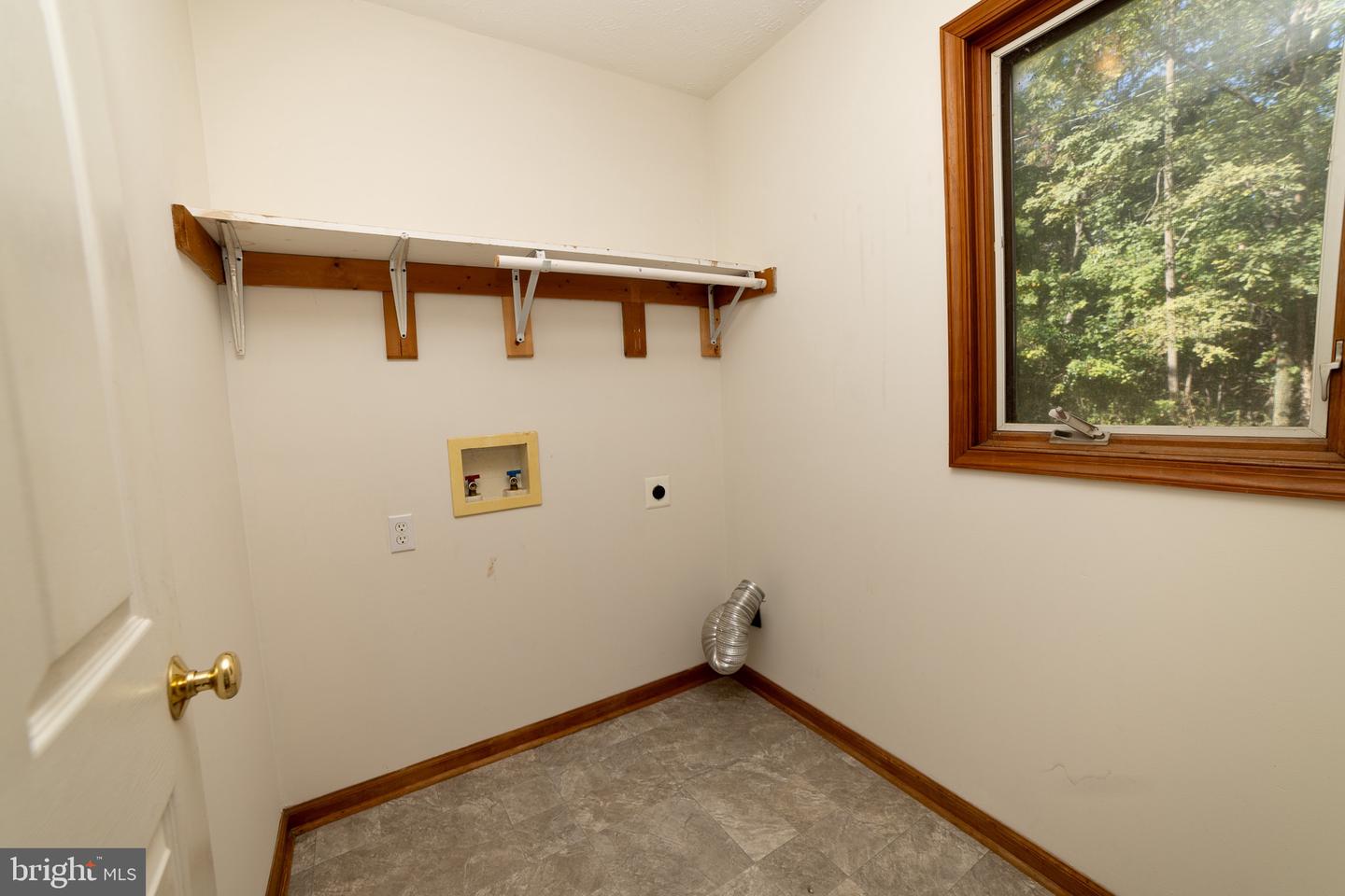 59 VALLEY OVERLOOK CT, STRASBURG, Virginia 22657, 3 Bedrooms Bedrooms, ,3 BathroomsBathrooms,Residential,For sale,59 VALLEY OVERLOOK CT,VAWR2012496 MLS # VAWR2012496