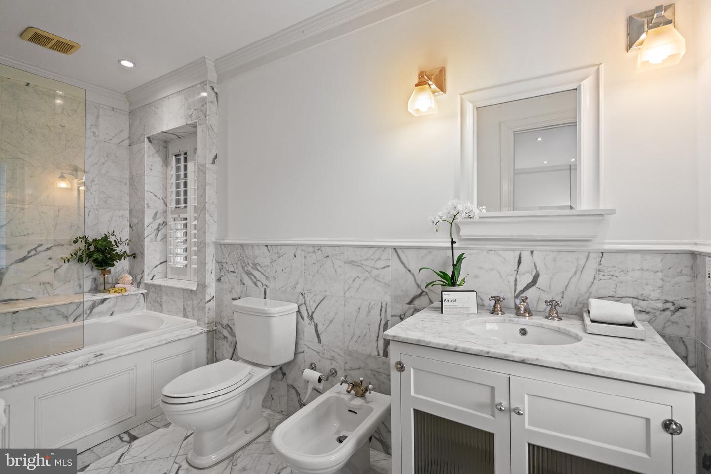 2121 LEROY PL NW, WASHINGTON, District Of Columbia 20008, 4 Bedrooms Bedrooms, ,4 BathroomsBathrooms,Residential,For sale,2121 LEROY PL NW,DCDC2226084 MLS # DCDC2226084