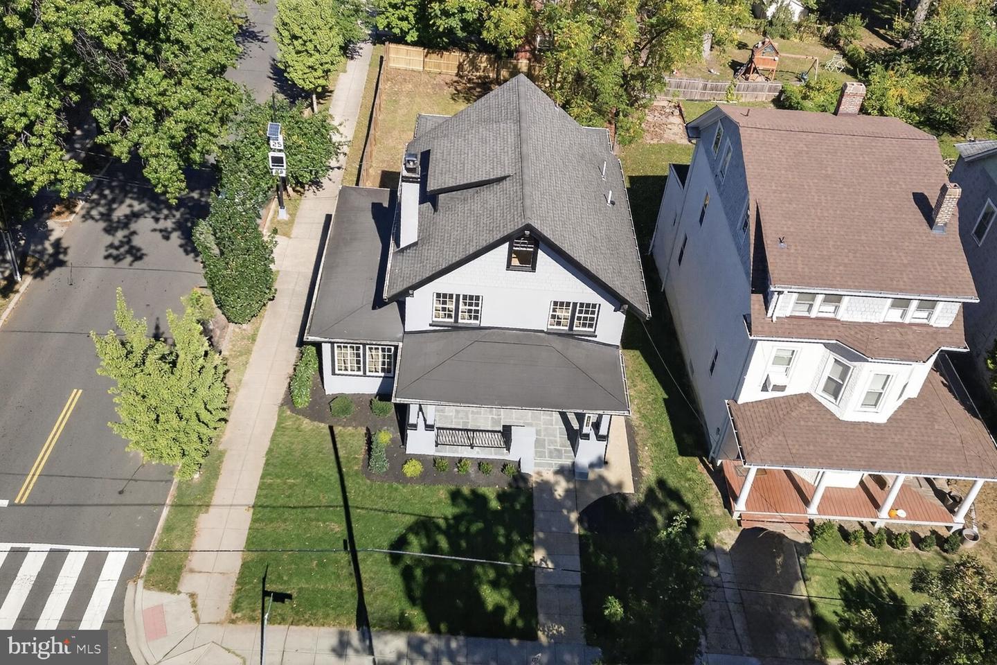 1400 NEWTON ST NE, WASHINGTON, District Of Columbia 20017, 5 Bedrooms Bedrooms, ,5 BathroomsBathrooms,Residential,For sale,1400 NEWTON ST NE,DCDC2226106 MLS # DCDC2226106